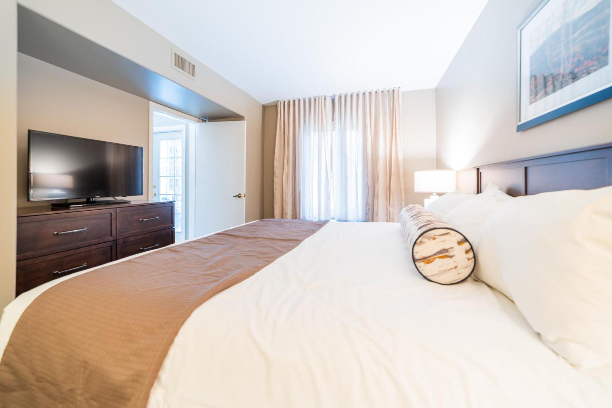Horseshoe Valley Suites - The Aurora Shanty Bay Ngoại thất bức ảnh