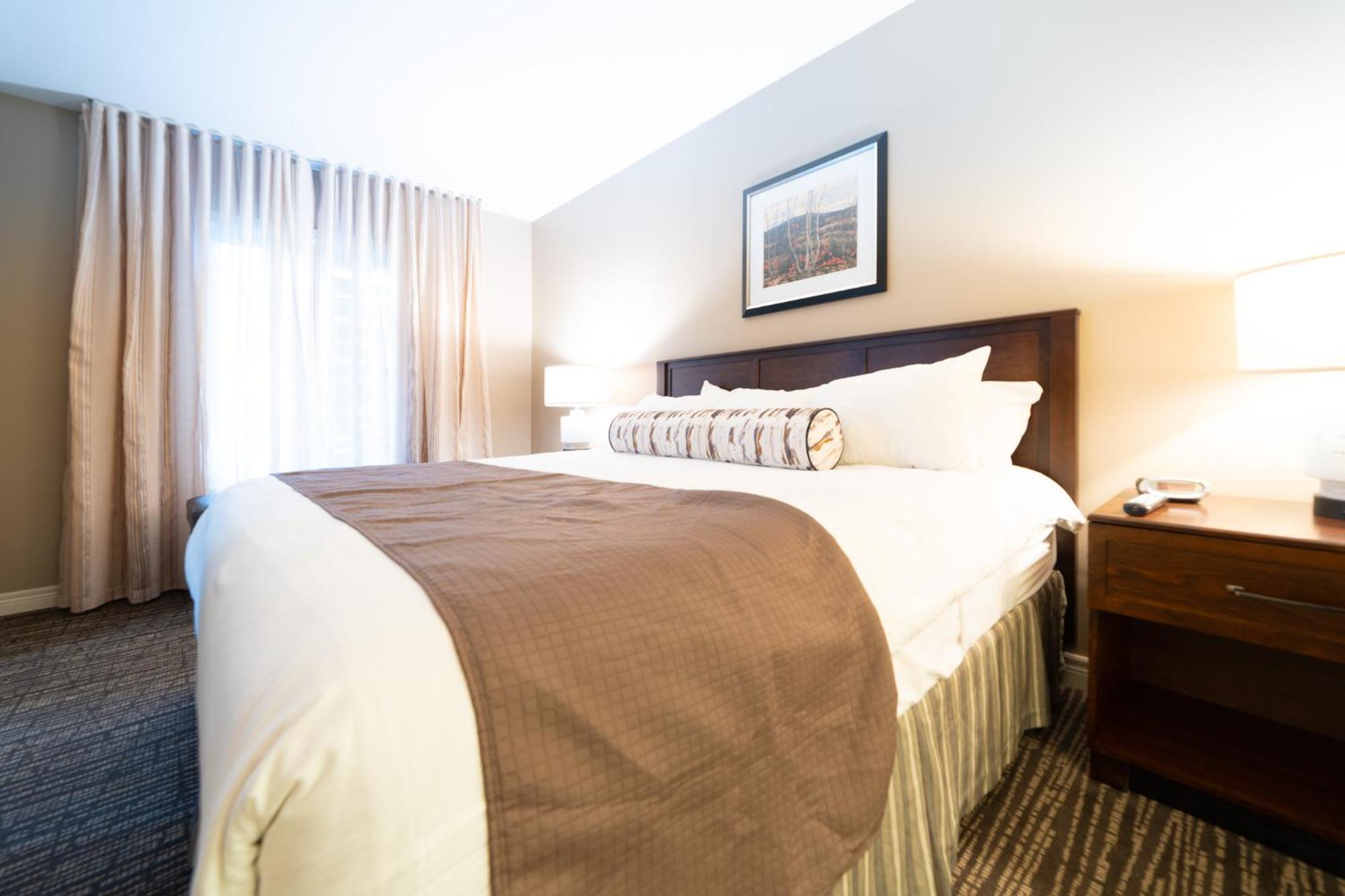 Horseshoe Valley Suites - The Aurora Shanty Bay Ngoại thất bức ảnh