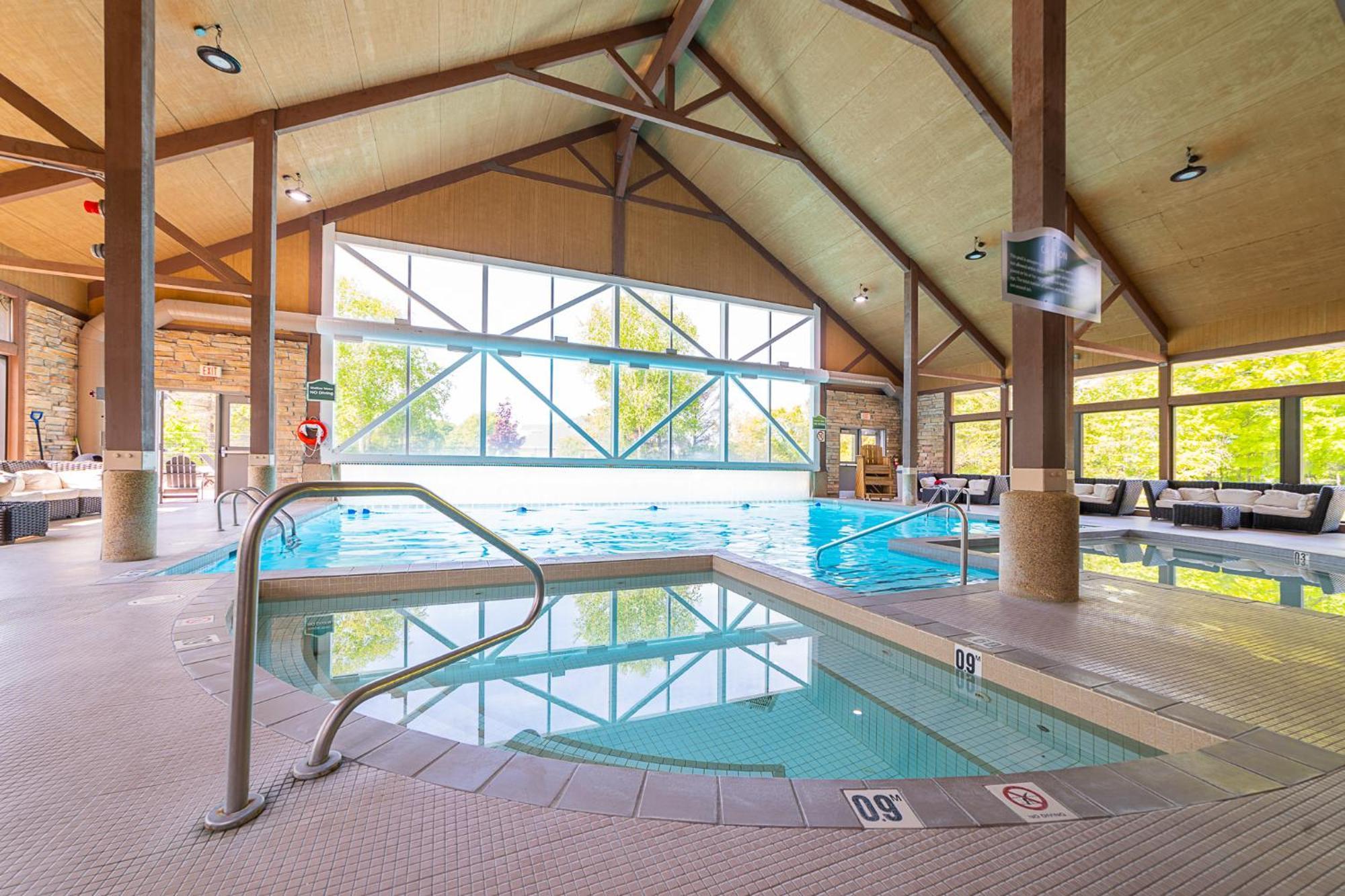 Horseshoe Valley Suites - The Aurora Shanty Bay Ngoại thất bức ảnh